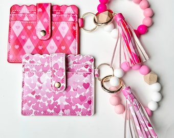 Valentine's Themed Wallet Wristlet Keychain | Jessica's Journal