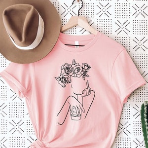 Woman Floral Middle Finger Shirt, Middle Finger Line Art Shirt, Face Line Shirt, Plant Woman, Graphic Tee, Minimalist Shirt, Line Art Tee