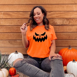Halloween Pumpkin Shirt, Funny Cute Pumpkin Halloween Fall T Shirt For Girls, Boys & Women, Halloween Shirt, Halloween Girl Shirt, Funny Tee afbeelding 4