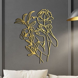 Abstract Woman Metal Wall Art: Minimalist Line Art Decor