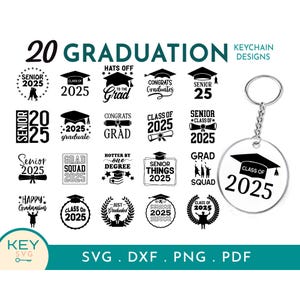 Może przedstawiać: Dwudzieścia wzorów dyplomów na breloki. Wzory zawierają czarny tekst i grafikę na białym tle. Wzory zawierają takie zwroty jak "Klasa 2025", "Senior 2025", "Gratulacje Grad" i "Gorętszy o jeden stopień".