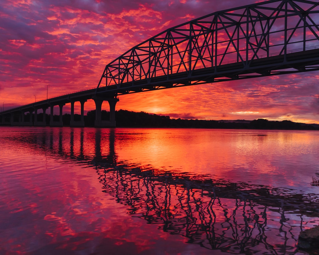 TOPBRIDGE SWIZZLE SUNSET トップブリッジ Steel Truss Bridge Silhouetted by Colorful Sunset Clouds