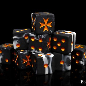 Premium Templars Dice Gold | Resin Wargaming Dice | 16mm