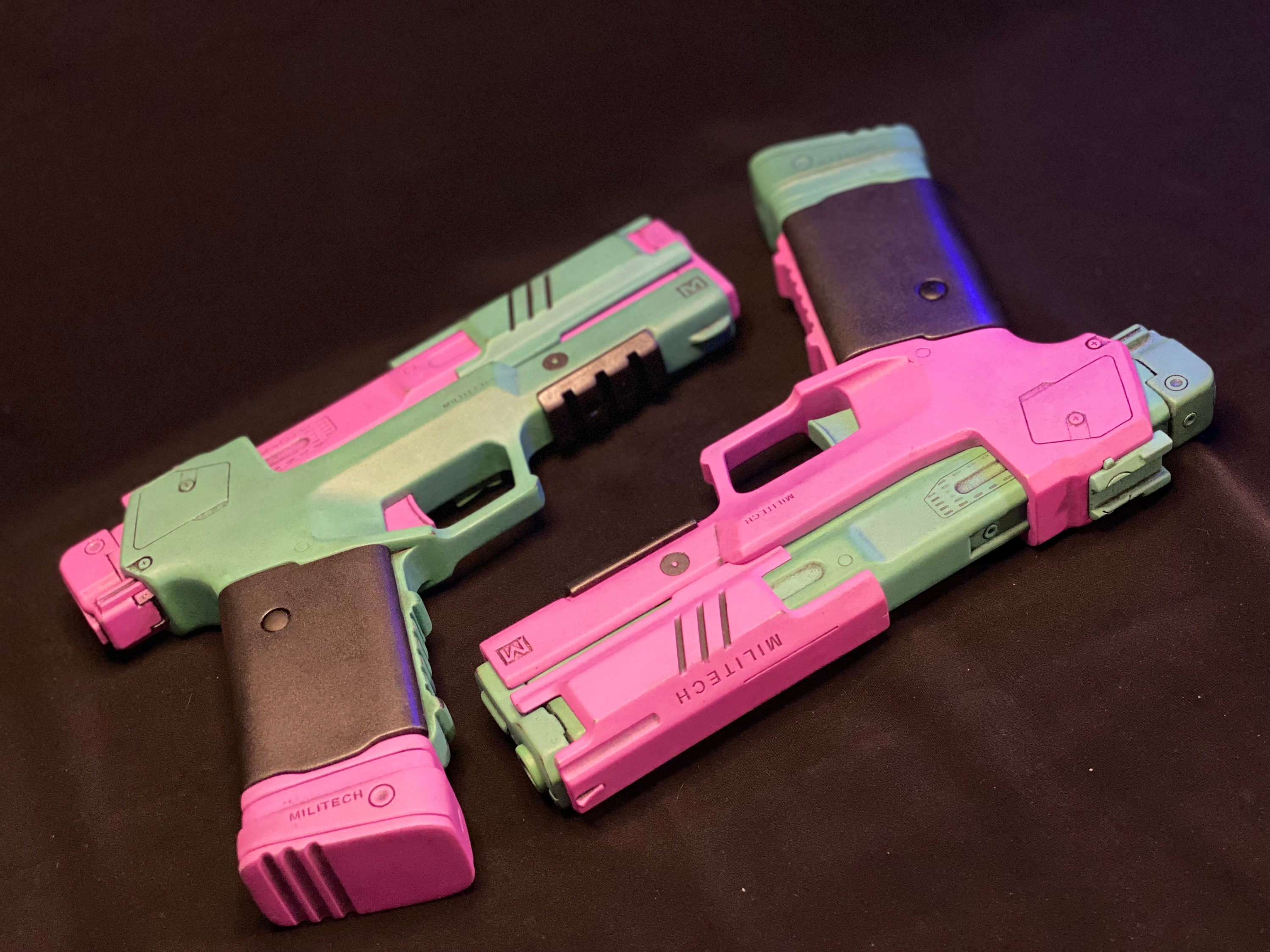 Rebecca's Pistols Cyberpunk Edgerunners Cyberpunk 2077 Militech M76e