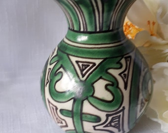 Domingo Punter Signed Red Clay Pottery Vase