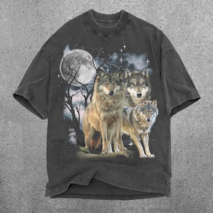 Wolf 90s Vintage Graphic Shirt, Three Wolf, 2000s Nature Shirt, Vintage Unisex Oversize Tee, Cute Wolf Gift, Faded Shirt, Howling Wolf