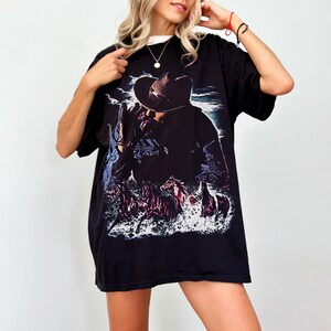 Camiseta gráfica vintage de vaquero, camiseta desgastada de los 90 con estampado de caballo, camiseta retro del oeste, regalo para amantes de los caballos, camiseta ecuestre, camiseta vintage de caballo, rodeo imagen 5