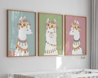 Arredamento boho neutro per la cameretta: stampe artistiche a tema lama