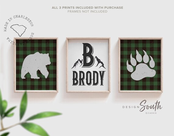 Forest green bear wall art, green buffalo plaid woodland nursery art, wildlife nursery, nature nursery, forest animals, boy bedroom wall art
