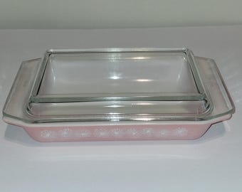 Vintage Pink Daisy Casserole Dish