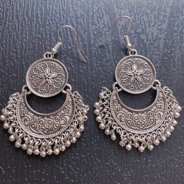Boho drop earrings Silver statement earrings with beaded fringe tassels, Indian dangle earrings Bohemian jewelry for woman Tribal earrings
