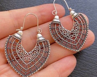 Silver Heart Earrings, Heart Hoop Earrings, Large Heart Hoops, Heart Shaped Filigree Earrings, Heart Statement Earrings, Vintage Heart Hoops