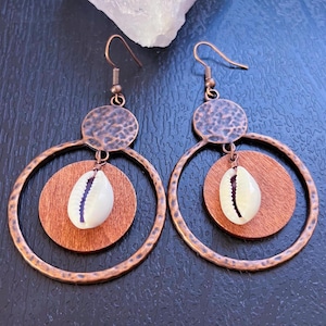 Antique copper hoop earrings, Boho shell dangle earrings, Statement earrings, Bohemian wood drop earrings for woman, Tribal circle earrings
