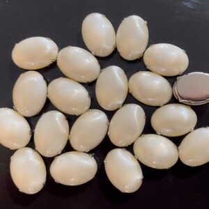 Oval Pearl Rhinestones with Sew-on Metal Cup (50 PCS, 10x14mm)
