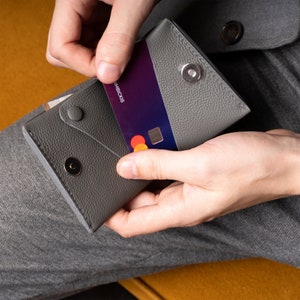 Portafoglio minimalista nero per carte da uomo e da donna – Portafoglio personalizzato per carte di credito – Portacarte sottile per lei – Piccolo portafoglio tascabile EDC-regalo