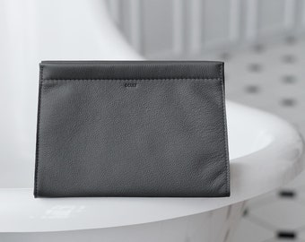 Bolso de tocador minimalista de cuero gris con sistema de cierre magnético - Kit Dopp de cuero moderno para hombres y mujeres - Bolso cosmético mínimo