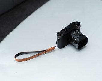 Minimalist Brown Leather Camera Wrist Strap