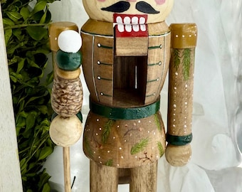 Cascanueces príncipe piña