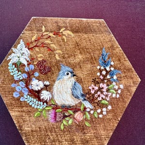 Bird trinket box