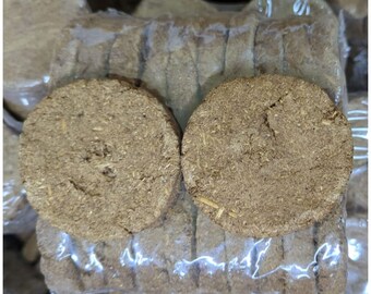 Cow Dung Cake for Hawan Religious Purpose Direct from Dairy Farm Havan Agnihotra Desi Cow Dung Indian Pooja Items Kande (5.5 inch Diameter)