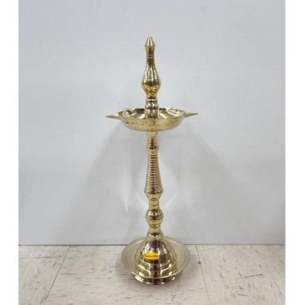 Brass Diya Stand, Indian Decor Diya, Brass Oil Lamp, Oil Wick Diya, Home Temple Decor Handcrafted Deepak for Home Decor Kerala Lamp Diya