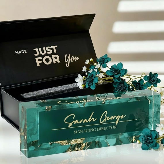 Custom Green Marble Acrylic Name Plate: Personalized Desk Sign