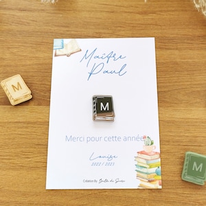 pins - pins maître - pins merci - pin's personnalisé - cadeau maîtresse - cadeau maître - carte merci -pin's - cadeau maître - nounou atsem