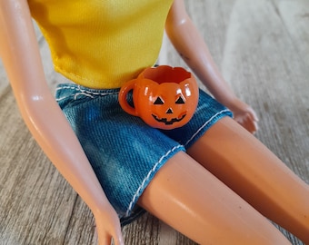 1/6 Scale miniature pumpkin mug for dollhouse, mini Halloween doll decor, pumpkin mug, Halloween cup, tiny pumpkin mug, haunted dollhouse