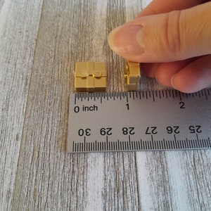 1/12 Scale 2 Pcs Miniature Gold Gift Boxes for a Dollhouse, Mini Decor ...