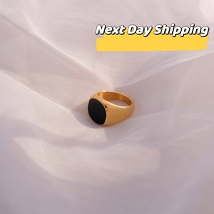 Black Signet Ring, 18K Gold Signet Ring, Signet Ring, Square Signet Ring, Large Signet Ring, Onyx Signet Ring, Statement Ring