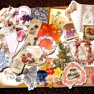 25 Piece Floral Junk Journal Grab Bag, Scrapbooking Ephemera, Vintage Small Lot, Scrapbooking Supplies, Junk Journal Grab Bag, Paper