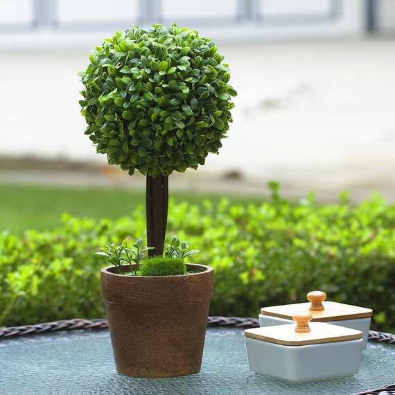 Artificial on sale round tree