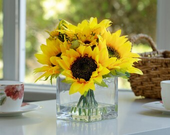 Enova Floral Mixed Artificial Sunflowers Arrangement in Glass Vase for Home Office Decoration Flower Centerpiece