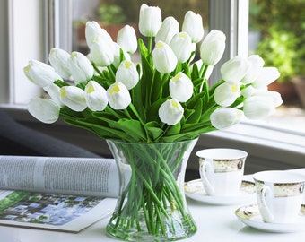 Artificial Flower Fake 40 White Real Touch Tulips Arrangement in Glass Vase with Faux Water, Plastic Floral Centerpiece, Faux Tulips in Vase