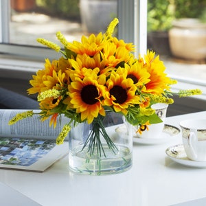 Artificial Silk Yellow Sunflowers Arrangement in Glass Vase with Acrylic Water, Faux Flower Arrangement, Silk Flower Gift, Home Office