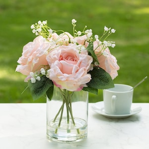 4 Large Silk Rose Flowers in Cylinder Glass Vase With Faux Water, Artificial Floral Arrangement in Vase, Fake Rose Centerpiece, Home Wedding