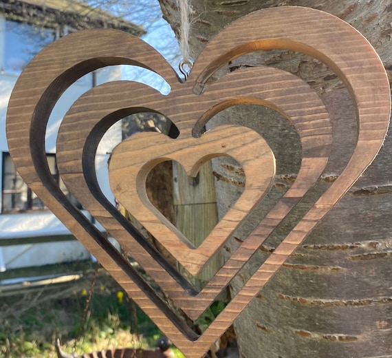25x 3x3cm Cuori di legno per abbellimento/ Piccole e grande forme di