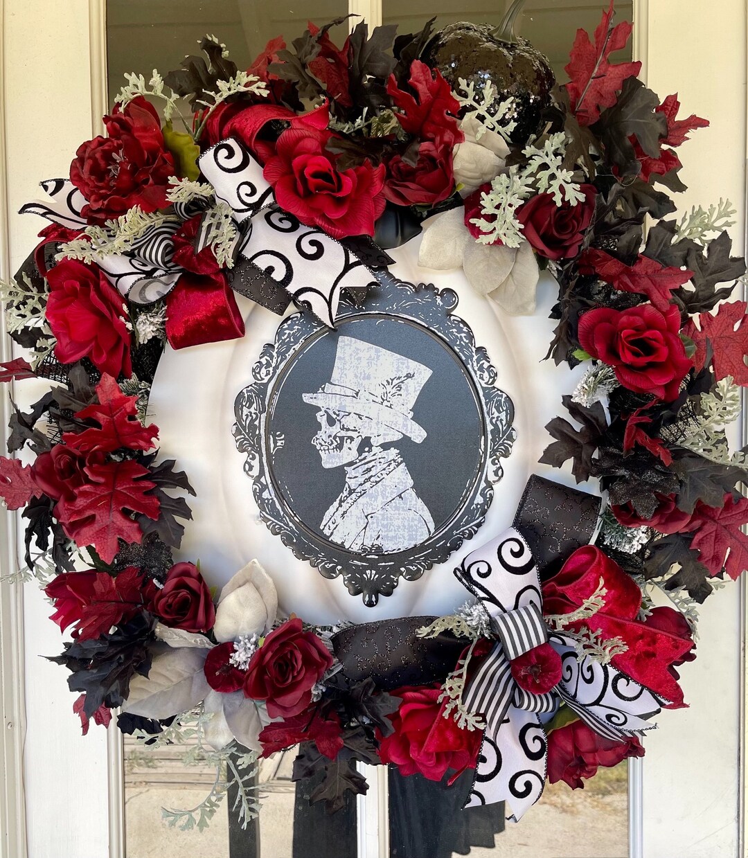 Halloween Wreath, Haunted Mansion Wreath, Skeleton Wreath, Gothic