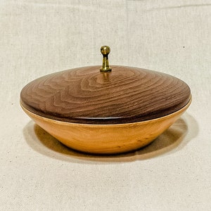 Beechwood Bowl with Walnut Lid