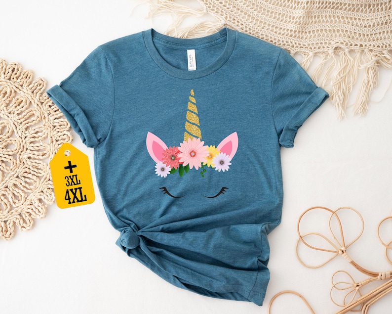 Camiseta de unicornio floral, linda camiseta de unicornio, regalo para amantes de los unicornios, camiseta para mujer, conjunto de unicornio, camiseta de cumpleaños de unicornio, linda camiseta imagen 4