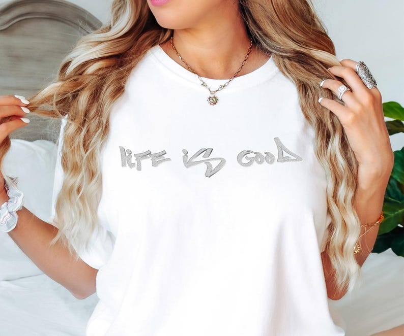 Comfort Colors Custom Graffiti Text Shirt, Personalized Street Style Shirt, Custom Word Art Shirt, Unisex Graphic Shirt, Gift for Him Her image 5