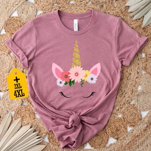 Camiseta de unicornio floral, linda camiseta de unicornio, regalo para amantes de los unicornios, camiseta para mujer, conjunto de unicornio, camiseta de cumpleaños de unicornio, linda camiseta imagen 6