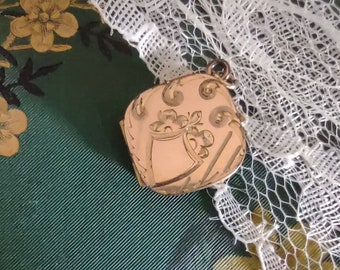 Antique Edwardian Era Gold Locket Victorian Vintage Locket Antique Gold Locket
