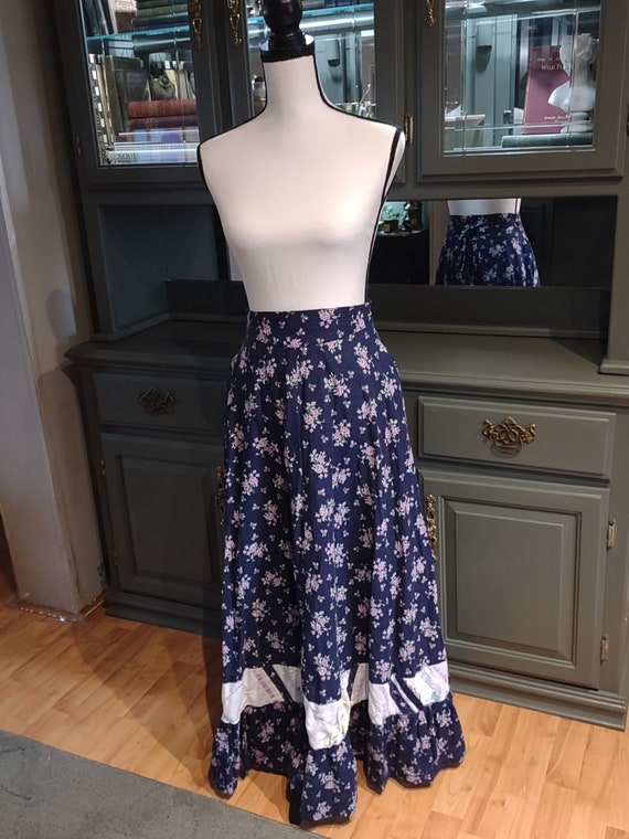 Vintage Handmade Quilted Prairie Skirt Handmade Pa