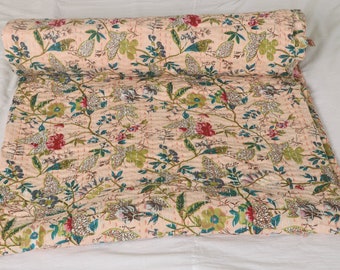 Couverture de courtepointe Kantha faite à la main imprimée d’oiseaux / Couvre-lit indien Kantha Quilt Flower Print Kantha Throw Couverture indienne Queen Size Kantha Cover