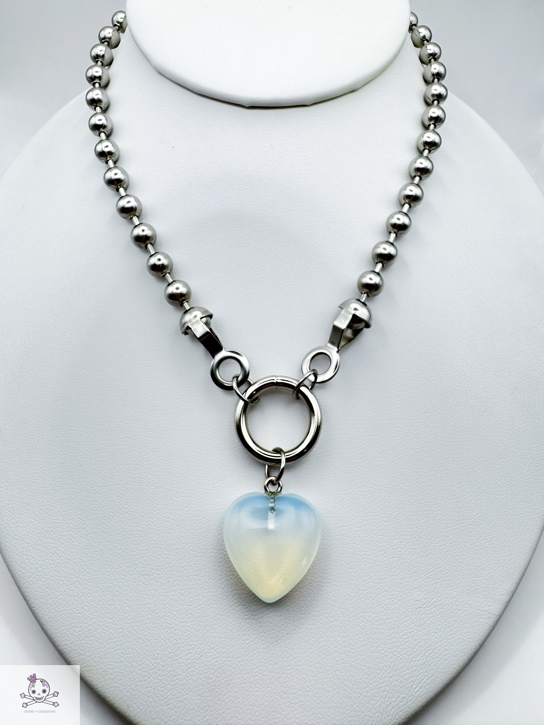 Collana con ciondolo a forma di cuore con ciondolo a forma di cuore per ragazze. Collana con strass a catena lunga in cristallo di CZ abbagliante (Oro