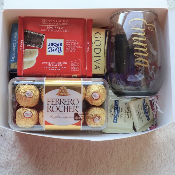 Christmas Wine Glass - Etsy Canada