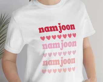 【トレカ付き】ホ・ナムジュン　ファンミグッズ Tシャツ（M） BTS RM Tシャツ：BTSグッズ、K-POPファンギフト、ナムジュンシャツ