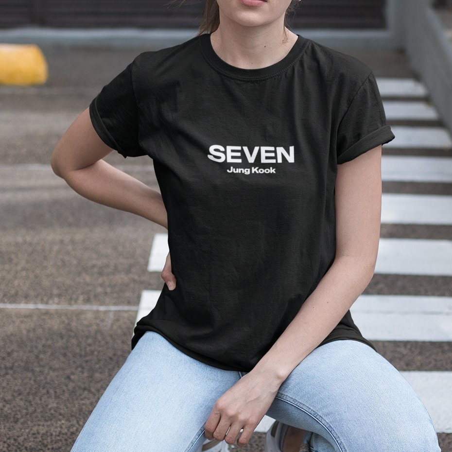 ジョングク セブン Tシャツ：BTSグッズ、K-POPファンギフト、JKシャツ