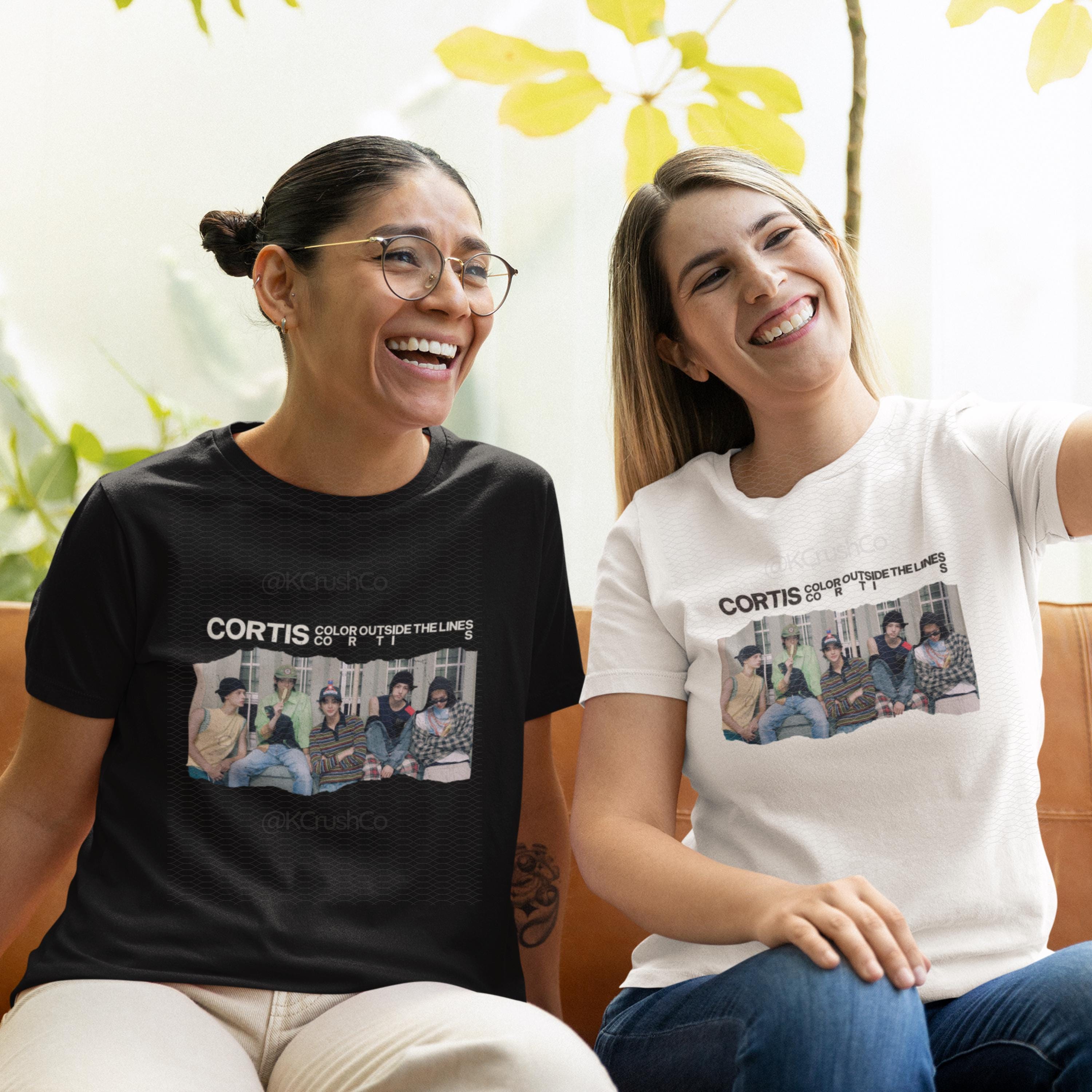 L サイズ T - Shirt Tシャツ CORTIS 新品未開封 CORTIS カラーアウトサイドザラインシャツ、Cortis Tシャツ、Cortis